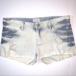 Express Jeans shorts light washed distressed